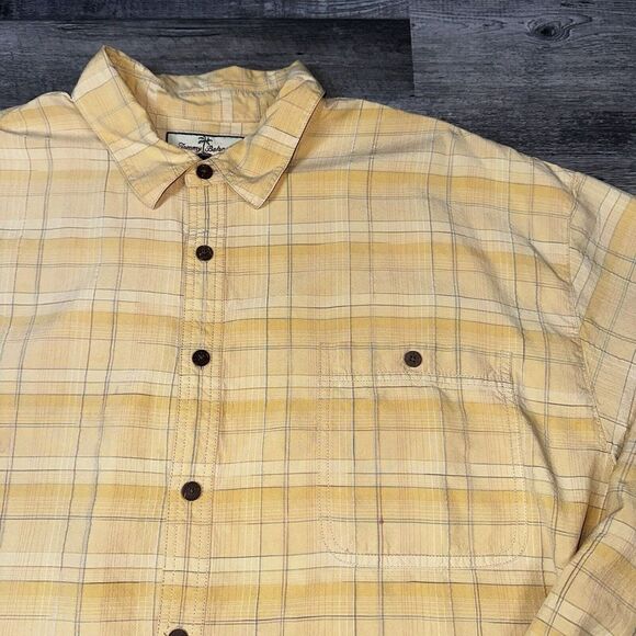 Tommy Bahama Shirt Men's XXL 100%  Silk Long Sleeve Button Down Yellow Plaid - Picture 2 of 6